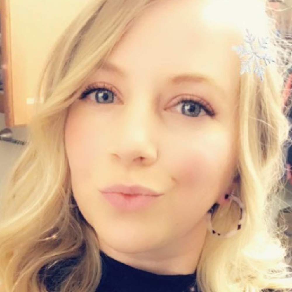 Meet your Posher, Ashley